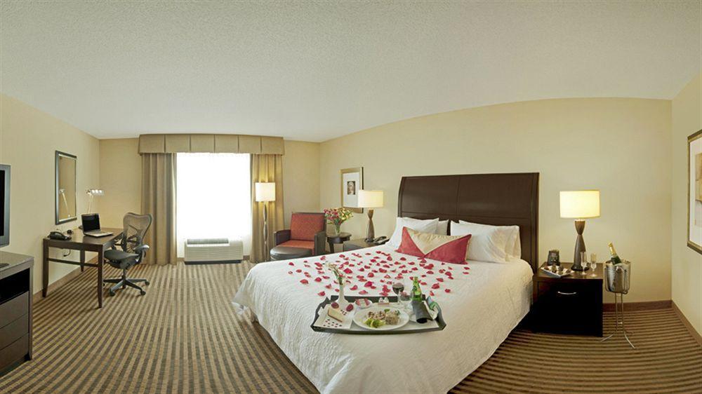 Hilton Garden Inn Atlanta Airport North College Park Extérieur photo