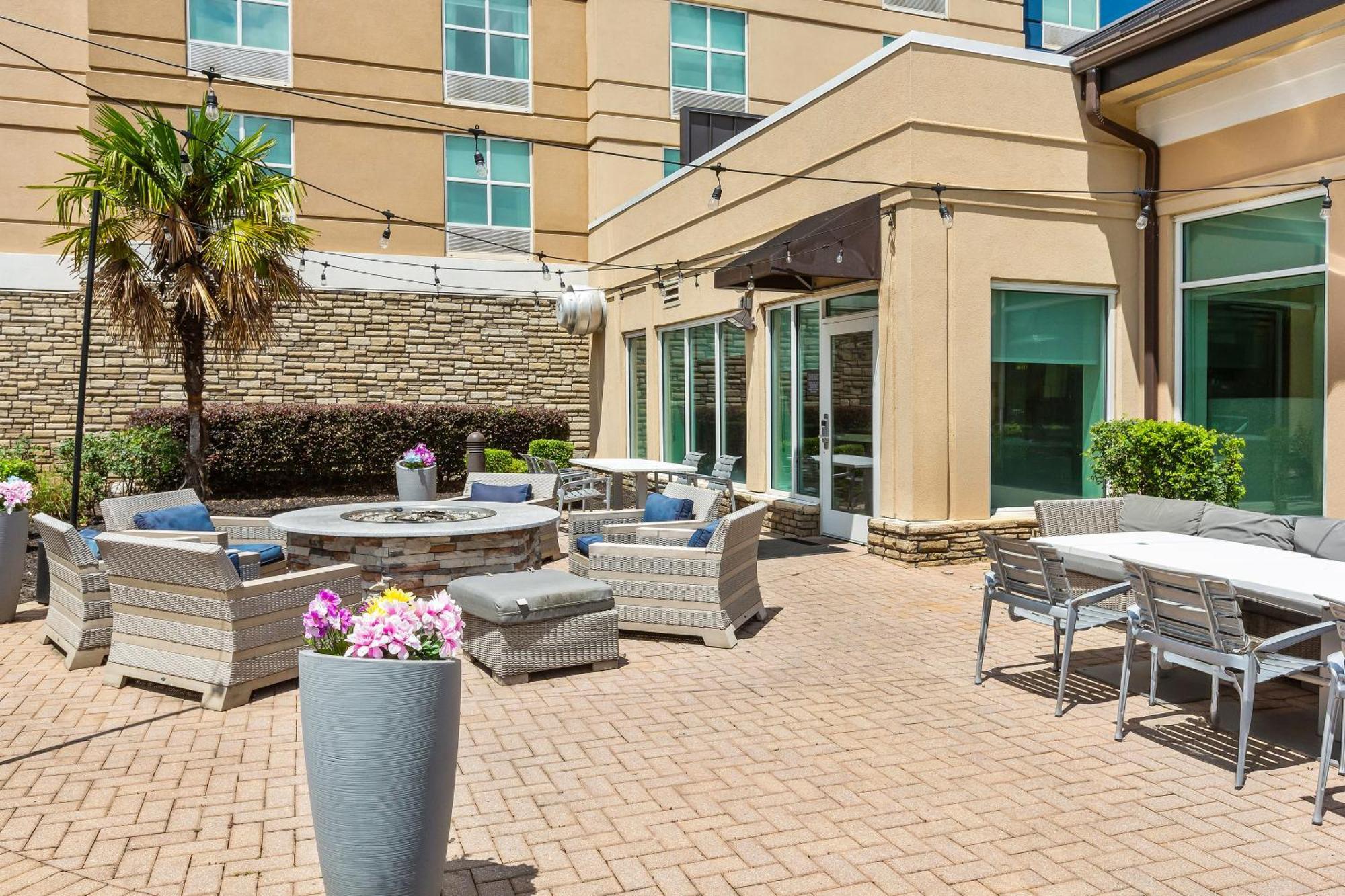 Hilton Garden Inn Atlanta Airport North College Park Extérieur photo